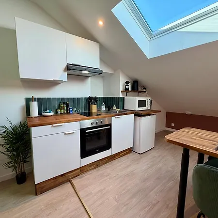 Le Jungle Loft, Lit King Size, Baby-foot & Design La Roche-sur-Yon