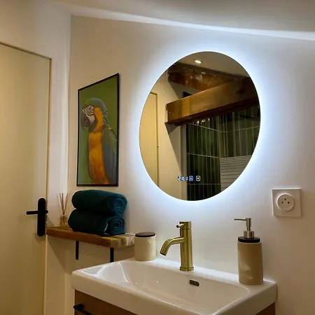 Le Jungle Loft, Lit King Size, Baby-foot & Design Appartement *